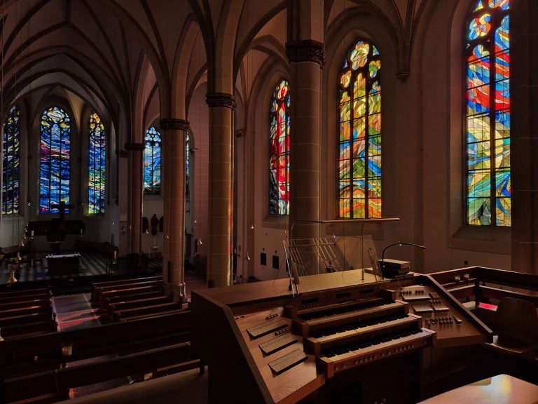 Köln-Ehrenfeld; St. Peter